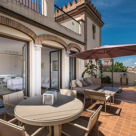 Puerta Del Leon Apartment Sevilla Bagian luar foto